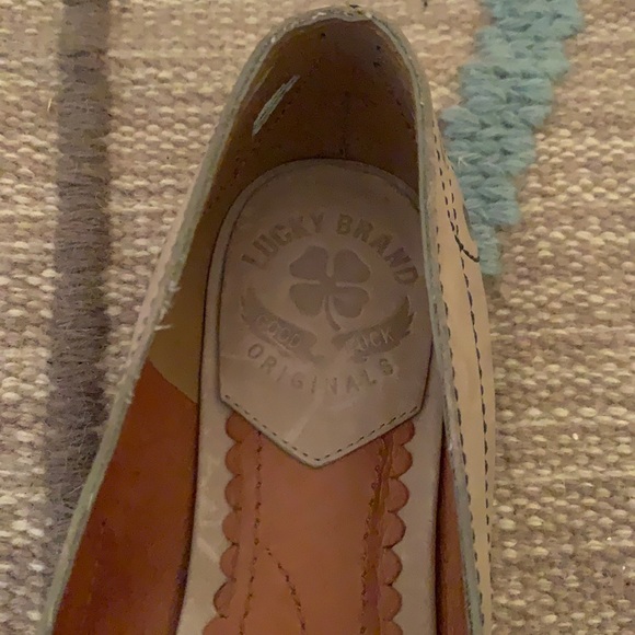 Lucky Brand peep toe leather flats size 6. - Picture 3 of 5